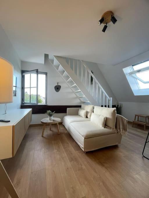 Ferienwohnung Duplex Bord De L'Eure - Parking Inclus - Jolie Vue Sur La Cathedrale Chartres Exterior foto